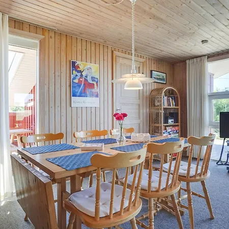 Kirsten - 800m From The Sea By Interhome *
