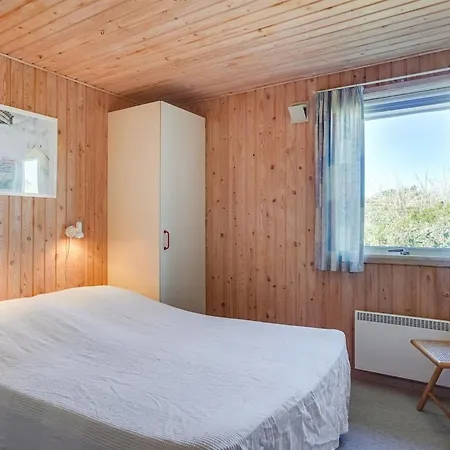 Kirsten - 800m From The Sea By Interhome Henne Strand