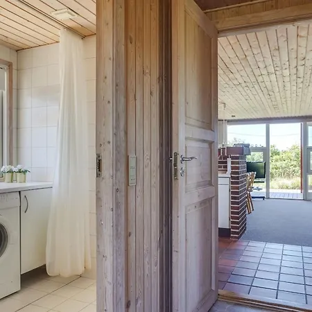 Kirsten - 800m From The Sea By Interhome Dom wakacyjny Henne Strand