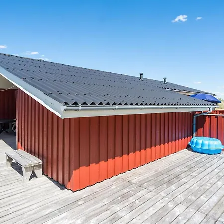 Kirsten - 800m From The Sea By Interhome *