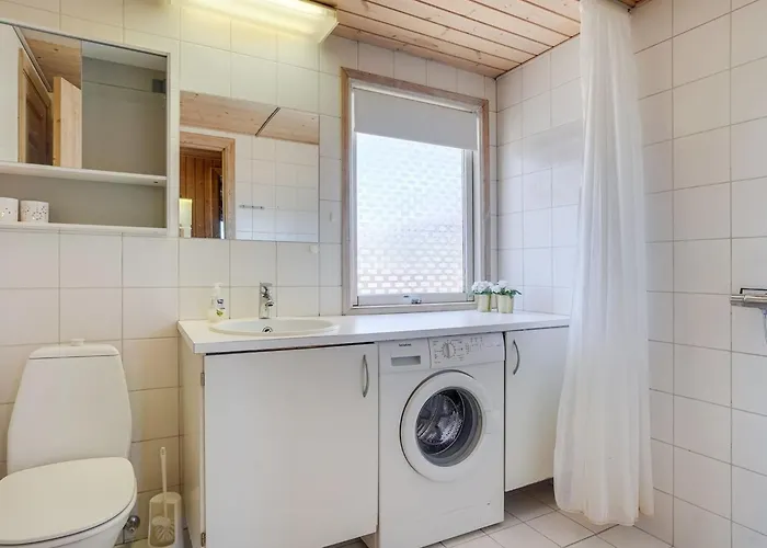 Kirsten - 800m From The Sea By Interhome