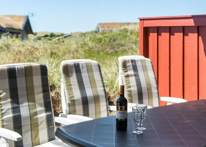 Kirsten - 800m From The Sea By Interhome Nyaraló *